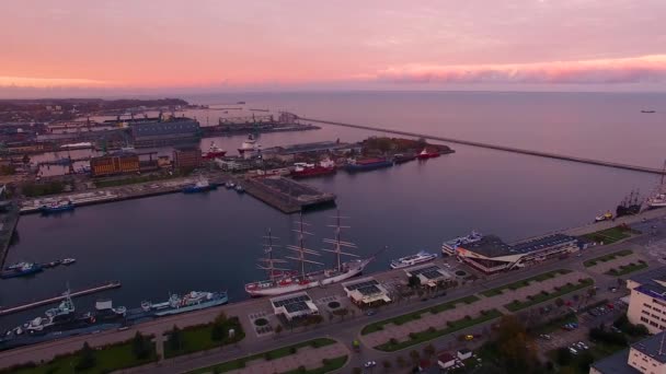 Port of Gdynia at sunset, top view — Stock Video