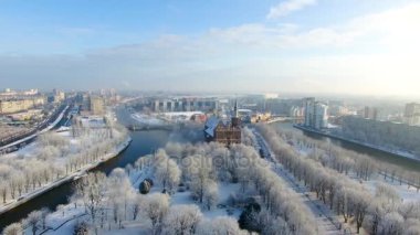 Anteni: Kaliningrad, Rusya'nın karla kaplı şehrin Katedrali
