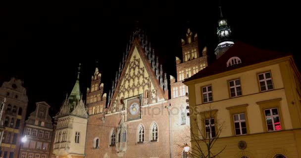 Rathaus Von Breslau Bei Nacht — Stockvideo