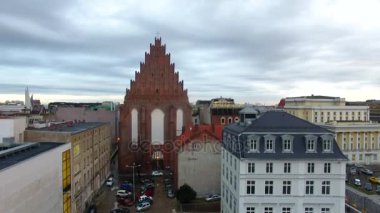 Anteni: Wroclaw Opera evinde akşam saat