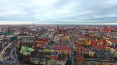 Anteni: Eski şehir, Wroclaw adlı akşam saat