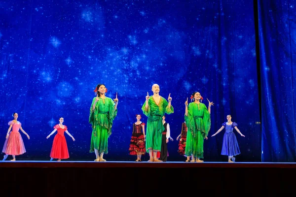 Actors on the stage of Wroclaw Opera House — Stock Photo, Image