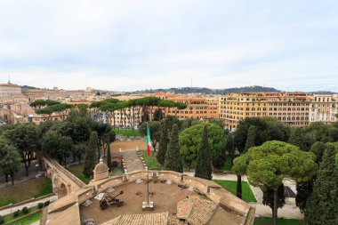 Cityscape kuleden Sant Angelo Kalesi, Roma'yı göster