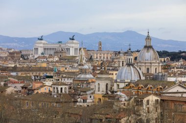 Roma 'nın çatıları