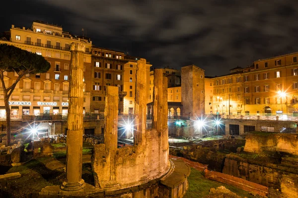 Římské ruiny Largo di Torre Argentina — Stock fotografie