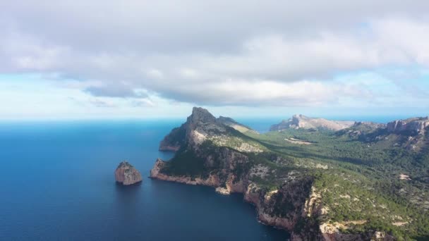 Vista Aérea Del Cabo Formentor Mallorca España — Vídeos de Stock