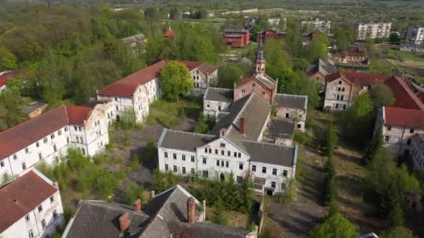 Abandonado Viejo Hospital Prusiano Allenberg Znamensk Rusia Vista Desde Dron — Vídeos de Stock