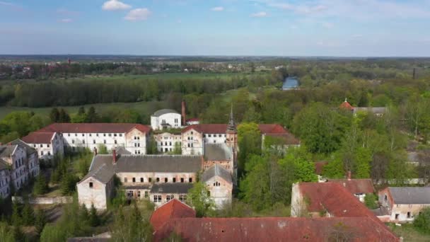 Abandonado Viejo Hospital Prusiano Allenberg Znamensk Rusia Vista Desde Dron — Vídeos de Stock