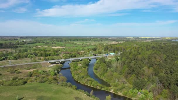 俄罗斯Talpaki村桥梁的空中景观 — 图库视频影像