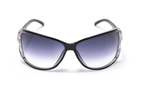 Frauensonnenbrille mit violettem Glas isoliert auf weißem Grund — Stockfoto