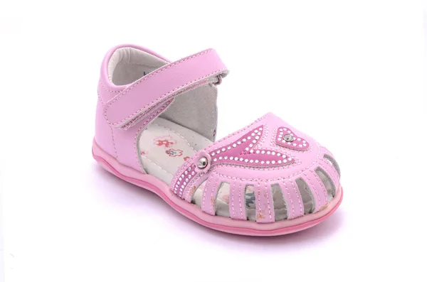 Sandalias de color rosa para bebé aislado en blanco —  Fotos de Stock