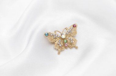 İpek kumaş üzerine Elmas Broş Altın Kelebek