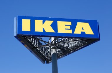 IKEA ble gökyüzü üzerinde oturum