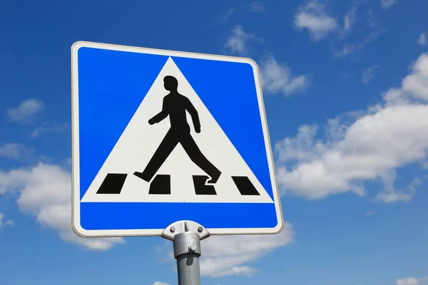 Pedestrian crossing sign — Stock Photo, Image