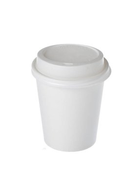 Plastik kapaklı tek kullanımlık kağıt bardak.