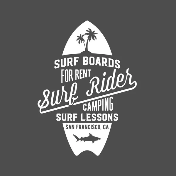 Etiqueta de surf vintage, insignia y emblemas — Vector de stock