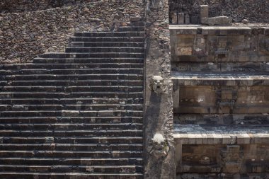 Merkezi Meksika Teotihuacan Aztek Harabeleri.