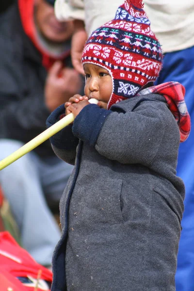 Puno Peru October 2012 Local People Peru Uros Floating Village — Stock Photo, Image