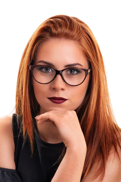 Fantastisk attraktiv rödhårig ung kvinna — Stockfoto