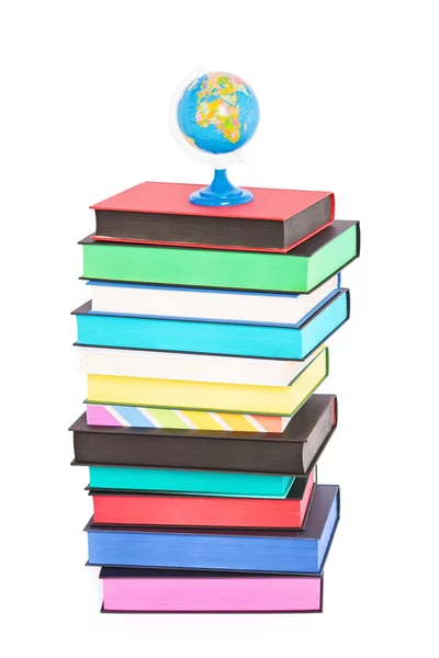 Globus Oven Stakken Farverige Bøger Med Forskellige Sprøjtede Kanter Isoleret - Stock-foto