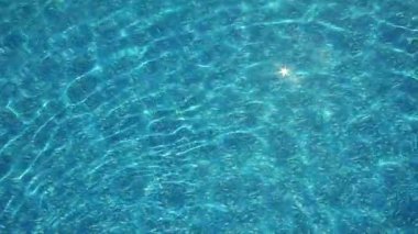 temiz su yüzme havuzunda sakinleştirmek deseninin arka plan