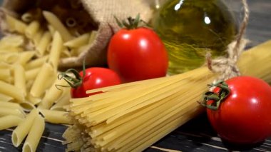 İtalyan pasta malzemeleri
