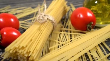 İtalyan pasta malzemeleri