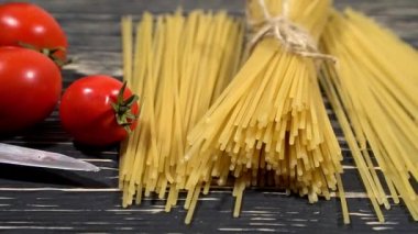 İtalyan pasta malzemeleri