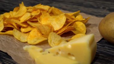 Peynirli patates cipsi dolly