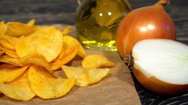 Onion potato chips dolly — Stock Video