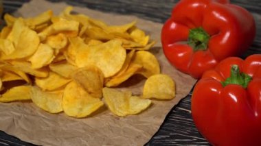 Kırmızı biber patates cipsi dolly