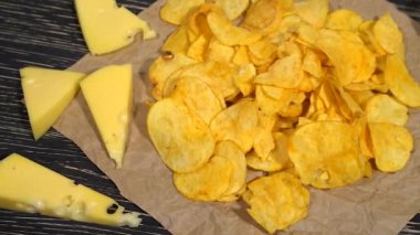 Peynirli patates cipsi dolly