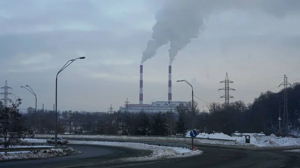 Emisiones en centrales eléctricas . —  Fotos de Stock