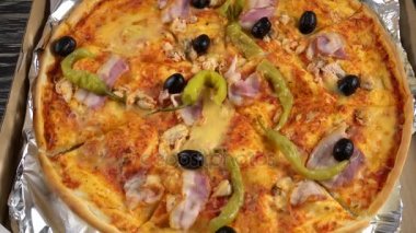 Lezzetli İtalyan pizzası