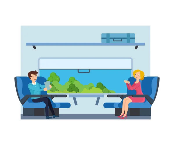 Una joven pareja está montando tren, contra el fondo interior de la cabina . — Vector de stock