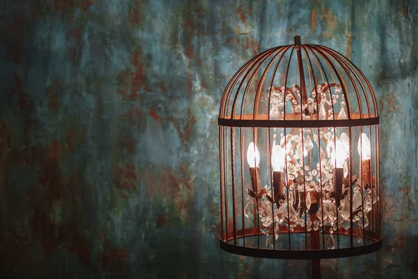 bir hücre şeklinde zemin lambası