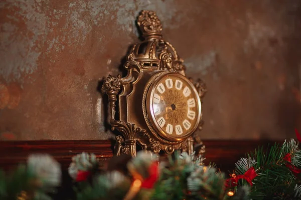 the clock is ticking until Christmas