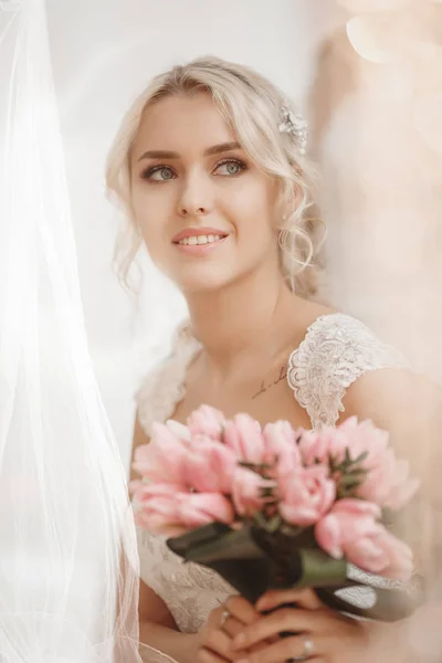 Anna tatlı ve ihale