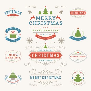 Yılbaşı etiketleri ve rozetleri vektör tasarım ögeleri ayarlandı.