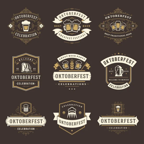 Conjunto de etiquetas, insignias y logotipos del festival de cerveza Oktoberfest — Archivo Imágenes Vectoriales