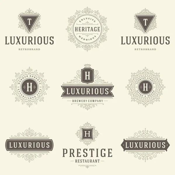 Logotipos de lujo plantillas conjunto, florece caligrafía elegantes líneas de adorno . — Archivo Imágenes Vectoriales