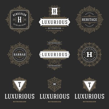 Lüks logolar şablonları kümesi, kaligrafi zarif süsleme satırları gelişir. İş işareti, rozetleri ve Monogram zarif sorguç, butik marka, düğün Salonu, otel işareti, moda tasarımcısı.