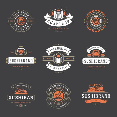 Suşi restoran logoları vektör çizim ayarlayın. Japon gıda, suşi ve rulo siluet. Vintage tipografi rozetleri tasarım.
