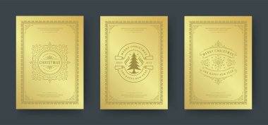 Noel tebrik kartları tasarım, ağaç ile süslü dekorasyon sembolleri, kış tatilleri vintage tipografi istiyor