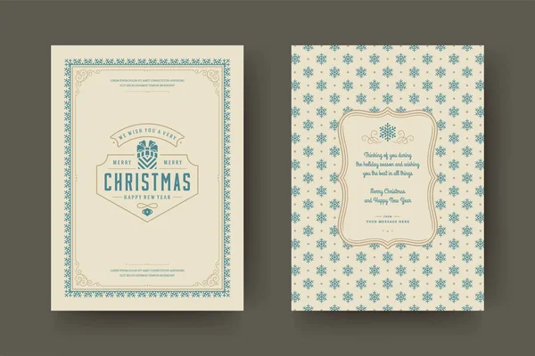 Tarjeta de felicitación de Navidad diseño tipográfico vintage, decoraciones adornadas con símbolos, vacaciones de invierno deseo — Vector de stock