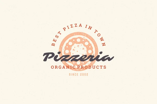 Gravyr logotyp pizza siluett och modern vintage typografi handritad stil vektor illustration. — Stock vektor