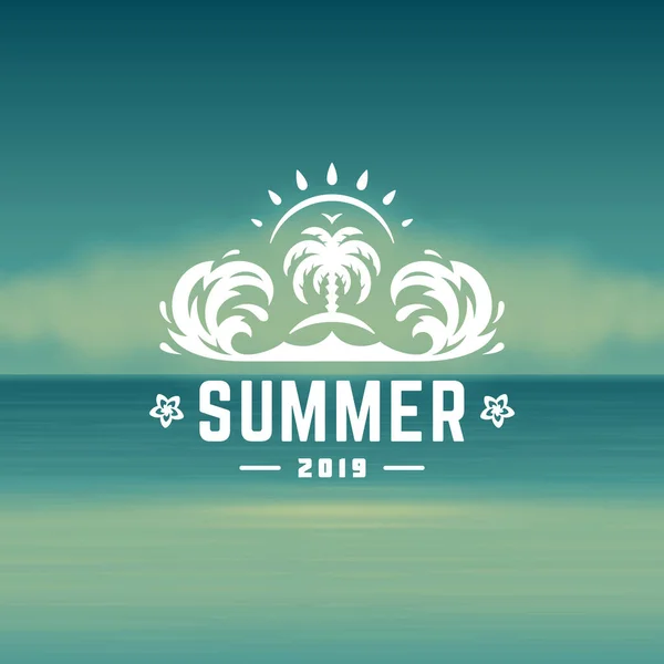 Summer holidays label or badge typography slogan design — Stock Vector