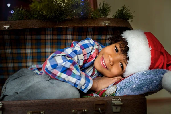 Crianças afro-americanas feliz sorriso de Natal . — Fotografia de Stock