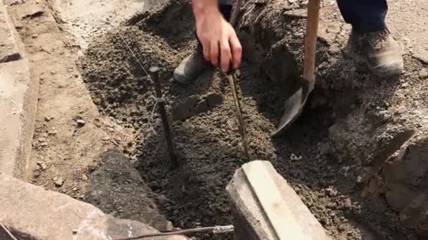 Male hand with tape measure. — Stock Video