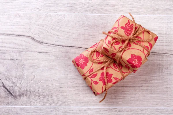 Papel de regalo envuelto cajas . — Foto de Stock